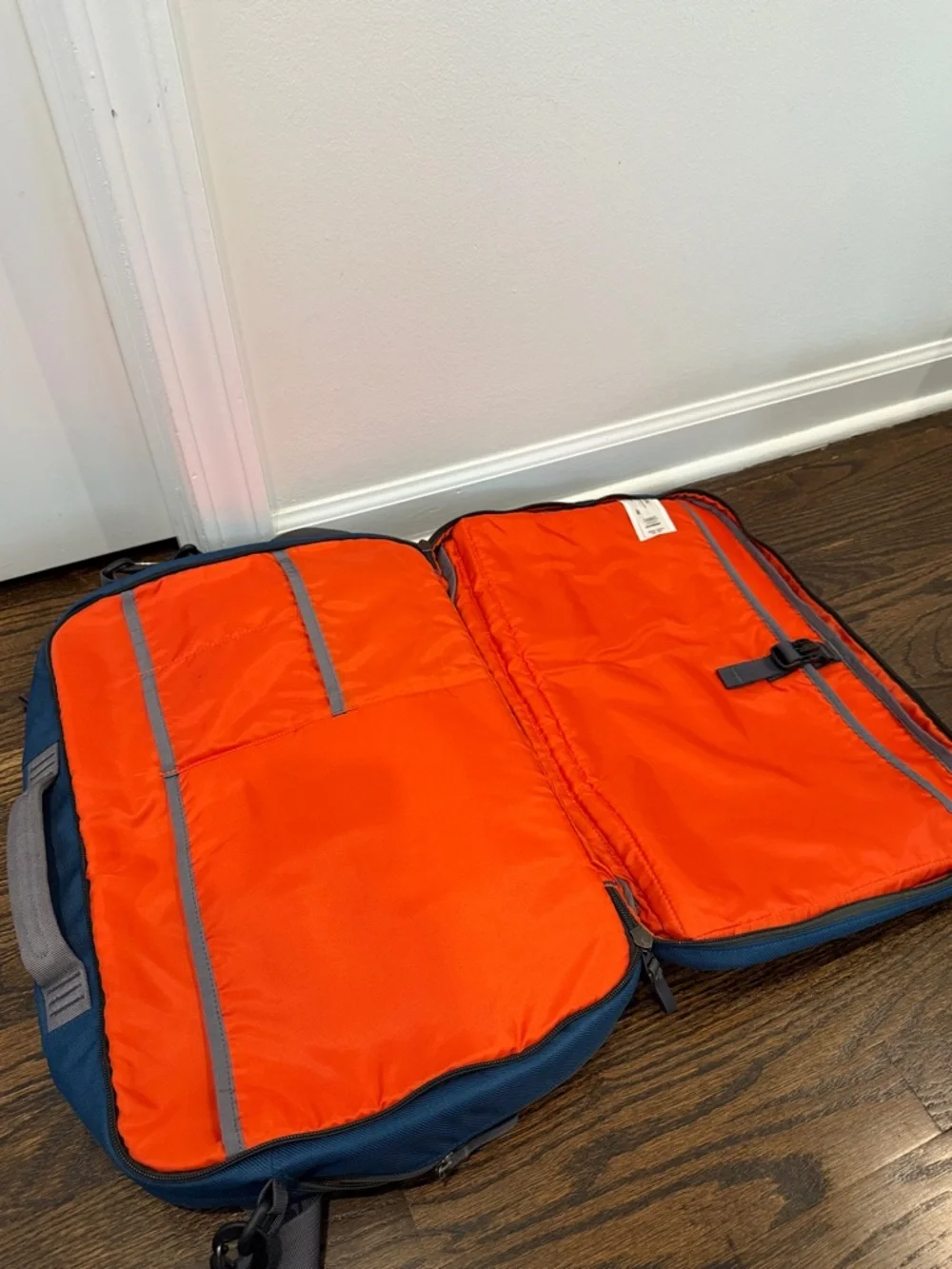 Patagonia Transport Shoulder Bag 26L messenger laptop travel bag
